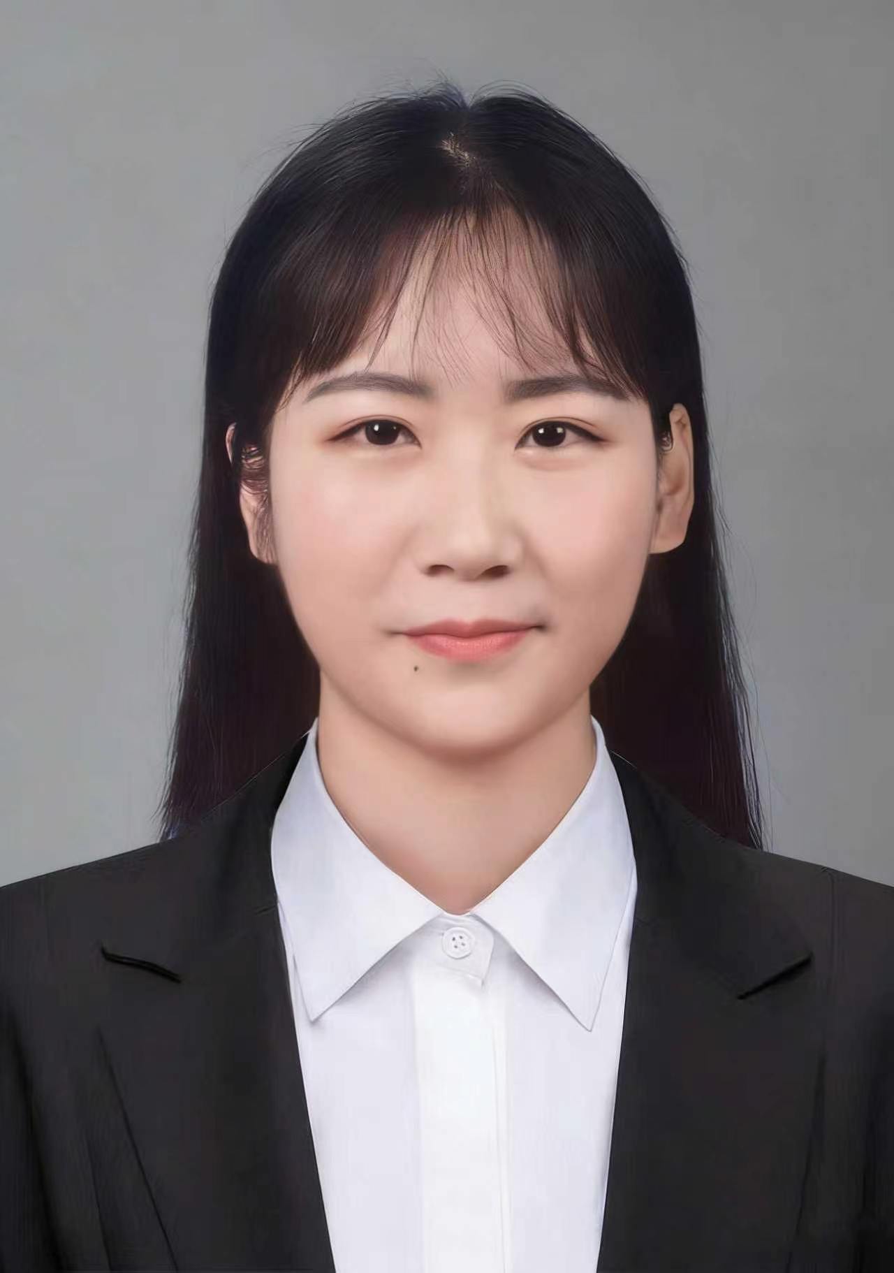 李荣荣律师